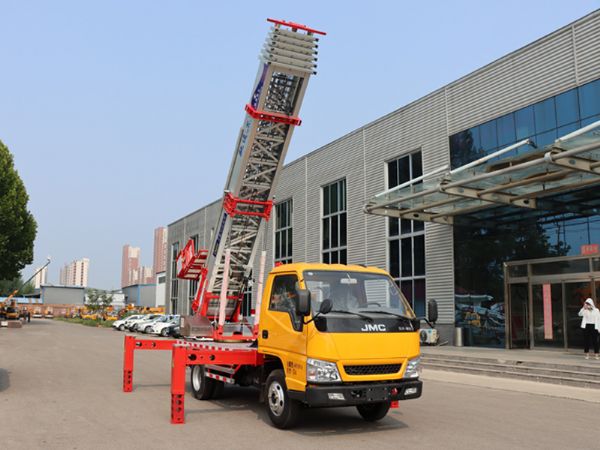 32米云梯車(chē)